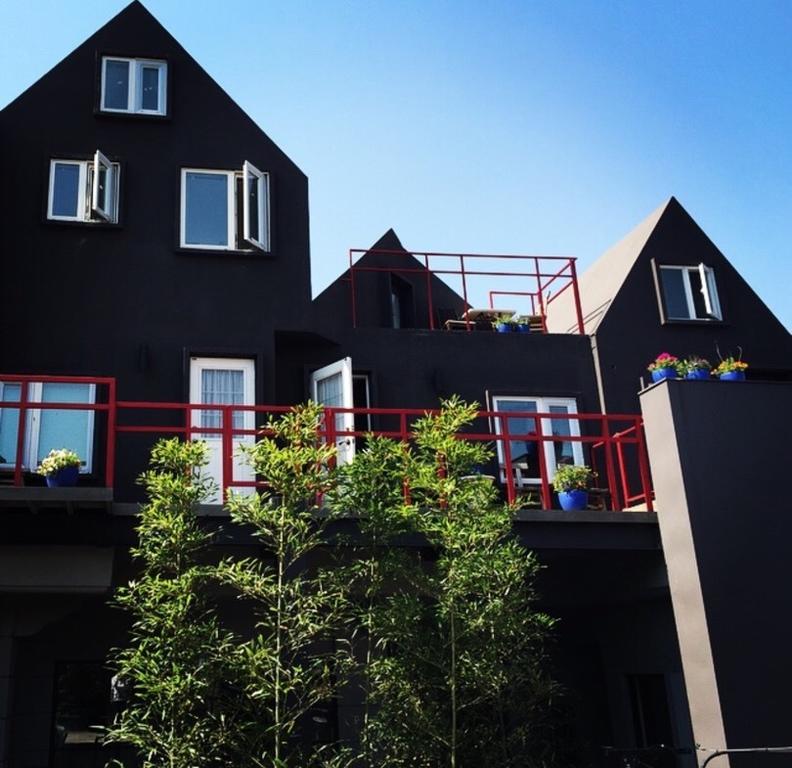I House Chinchin Hotel Seoul Bagian luar foto