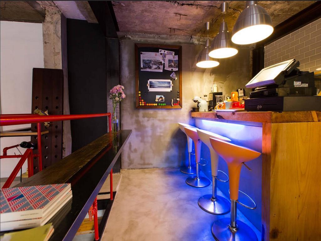 I House Chinchin Hotel Seoul Bagian luar foto