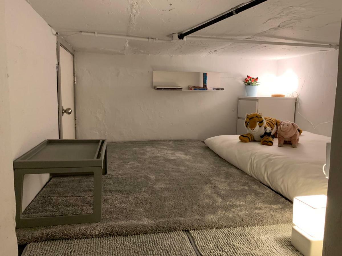 I House Chinchin Hotel Seoul Bagian luar foto